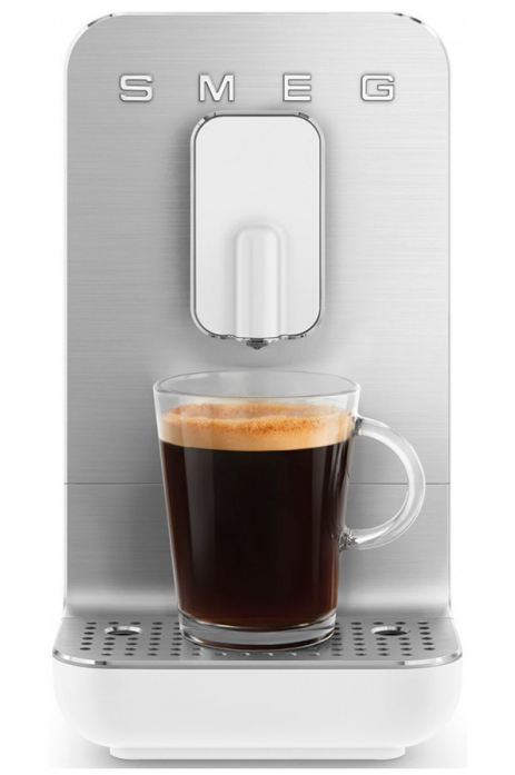 Автоматическая кофемашина SMEG BCC11WHMEU